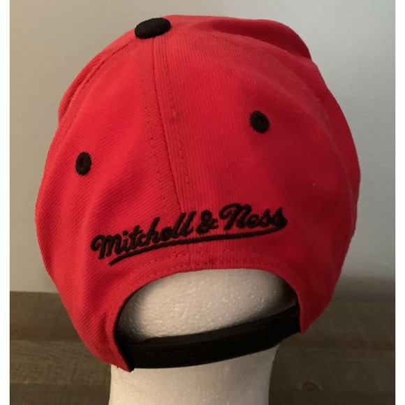 Mitchell & Ness Hardwood Classics 2015 Chicago Bulls Snapback Cap Windy City - Picture 3 of 12